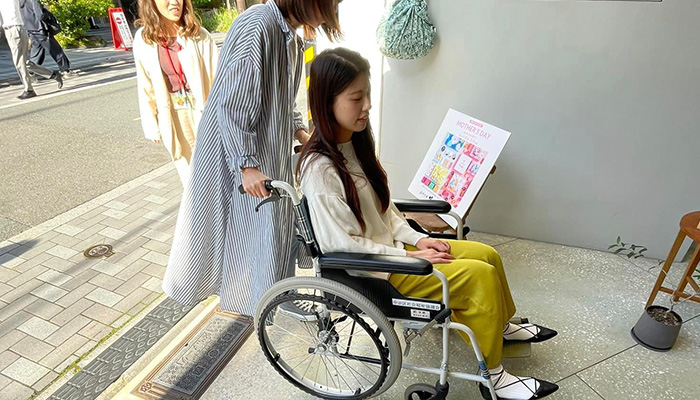 車いす研修実施（むす美店舗・本社）