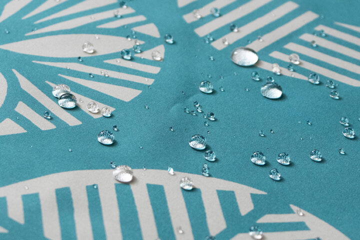 撥水剤にPFASフリー（非フッ素）を採用